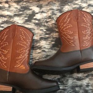Kids cowboy boots